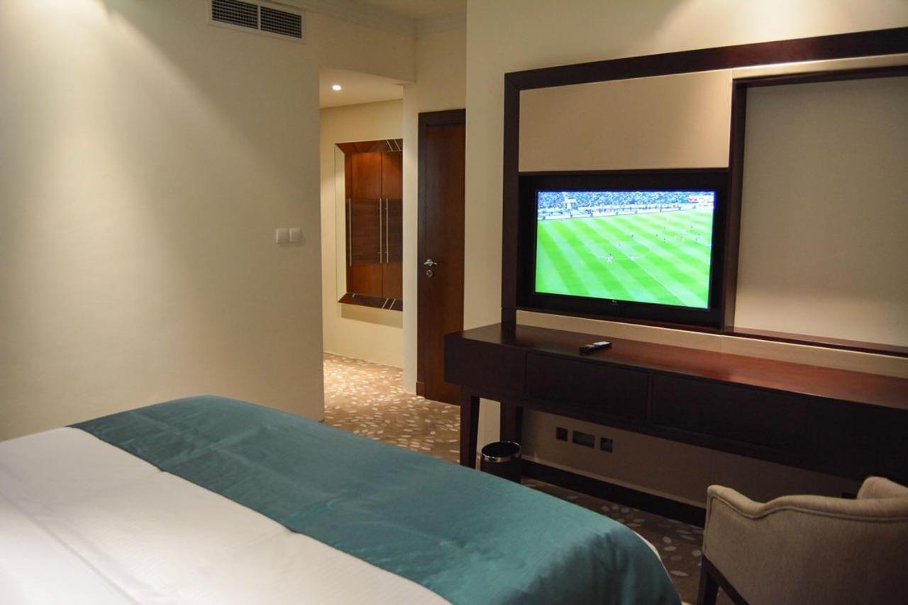 Grand Mercure Hotel Dubai Eksteriør bilde