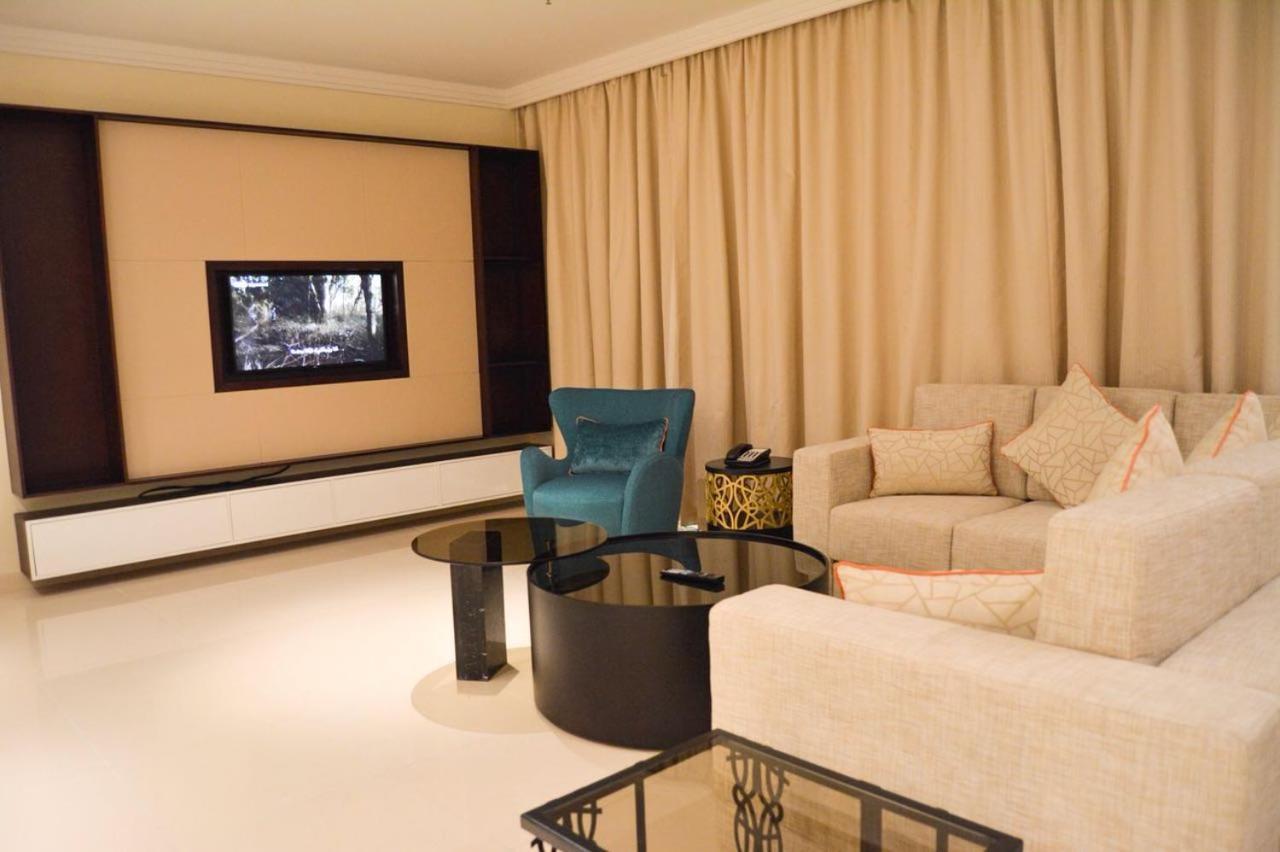 Grand Mercure Hotel Dubai Eksteriør bilde
